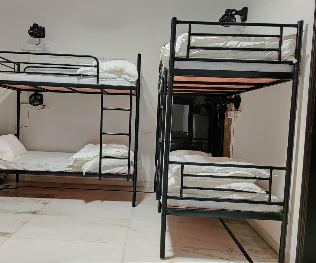 Hostel A Sleepy Fox Nowe Delhi Zewnętrze zdjęcie