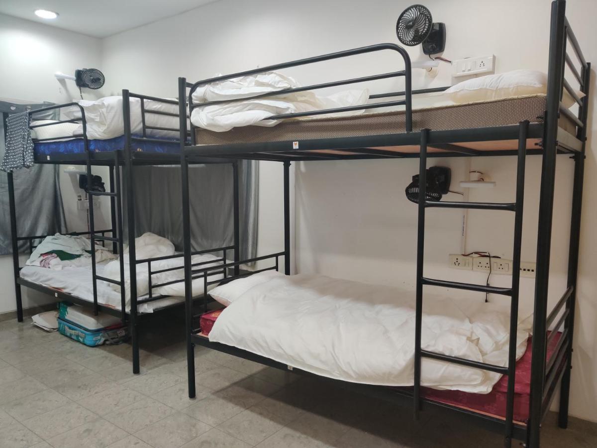 Hostel A Sleepy Fox Nowe Delhi Zewnętrze zdjęcie